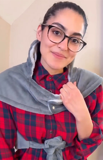 <a href='https://www.instagram.com/asra_murphy#' target='_blank'>Asra_murphy</a>